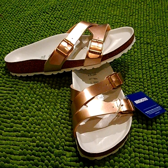 NWT Birkenstock Yao Lux Birko-Flor Sandals, in ROSE GOLD, SIZE 7.5 NWT - Picture 2 of 4